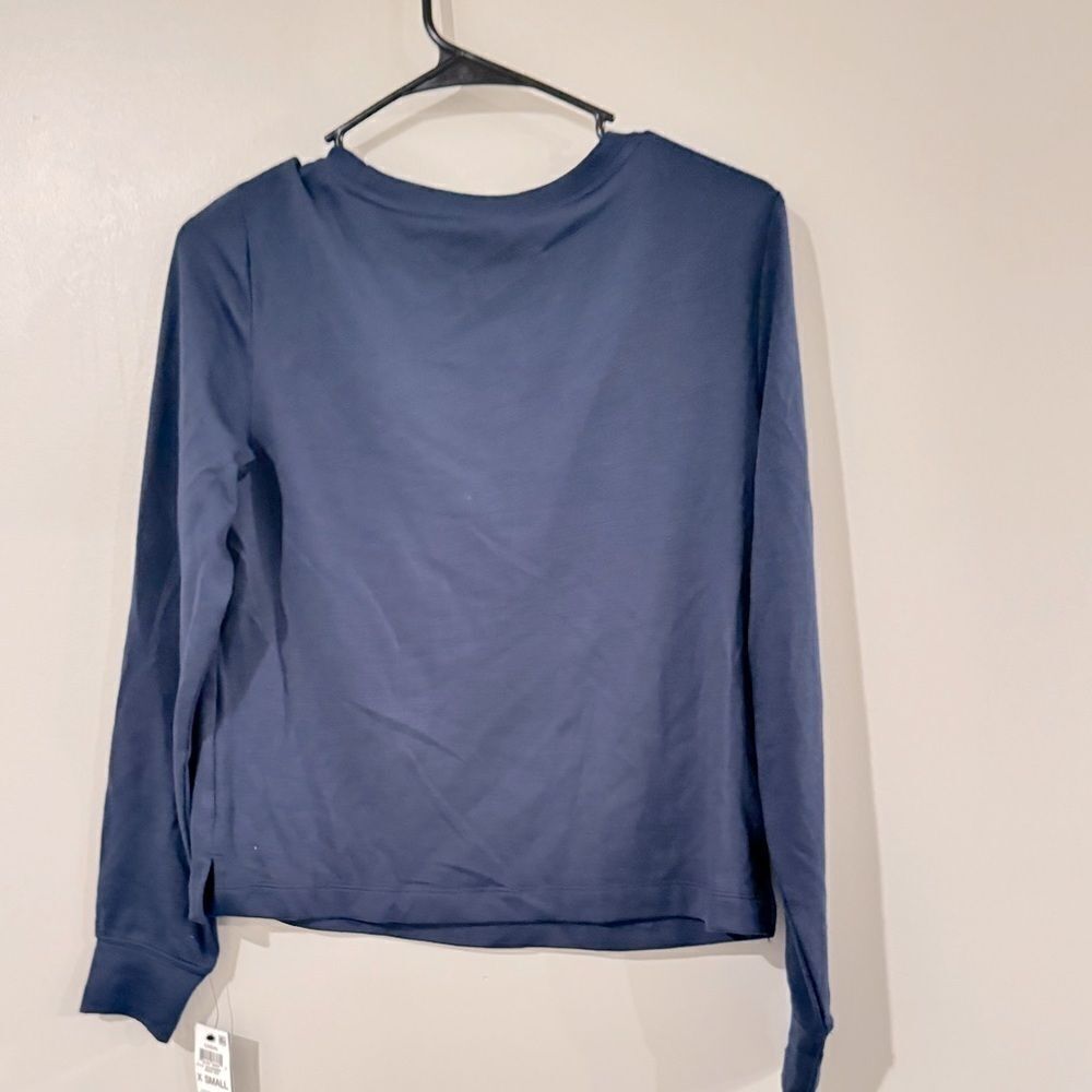 ID Ideology Women's Active Chevron long sleeve shirt, Top Blue Size Large - Picture 8 of 9